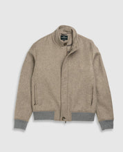 Load image into Gallery viewer, Rodd &amp; Gunn - Lake Taylor Jacket in Fawn.
